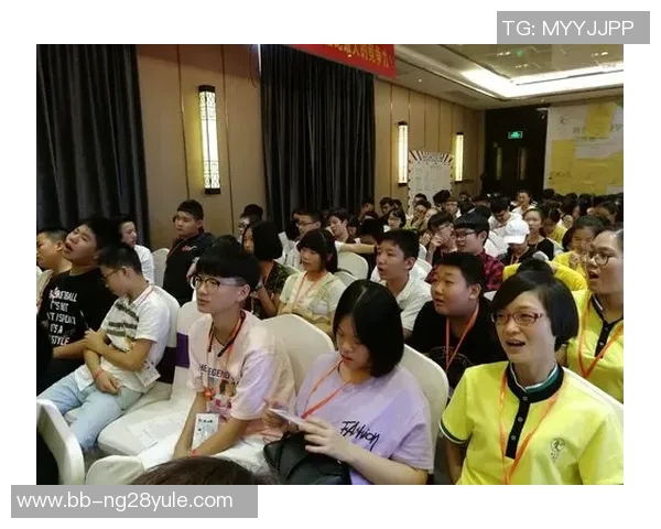 《足球球星玩偶冒险记：绿茵场上的奇幻旅程》